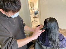 クリーム状や泡状のトリートメントをつけ、仕上げに向かいます。【稲毛】【稲毛駅】【稲毛区】