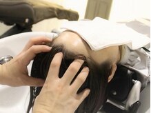 ヘアブティック ハコ(hair boutique haco)の雰囲気（長時間でも首が疲れにくいシャンプー台。ヘッドスパにも最適！！）