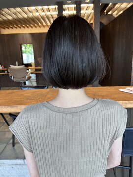 エル バイ ロンド 関(elle by Lond) [elle by lond]栗原　瑠世　外ハネ/切りっぱなし/ボブ