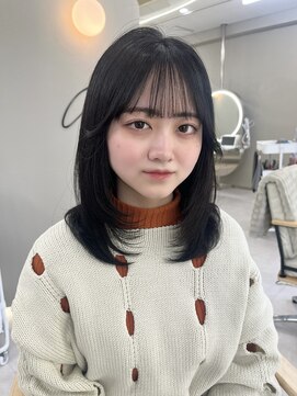 アイドットプラスサッポロ 札幌(i.+SAPPORO) 流れる顔まわりミディアムレイヤー