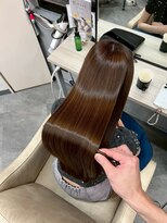 シシ 新宿(She 2.)&nbsp;ココアベージュ/艶髪ストレート/美髪矯正/縮毛矯正/湿気対策