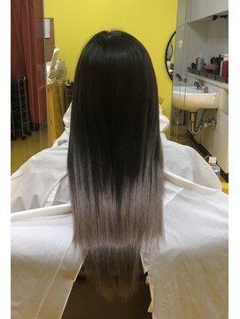 デュオヘアー エクステンションズ 新宿 まだまだ大人気！グレー系グラーデーション風ロングスタイル☆彡