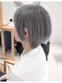 ひし形丸みショート☆アッシュグレージュブリーチデザインカラー