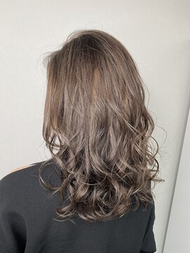 アヴァンス 神戸元町店(AVANCE.) アッシュベージュ ミディアム