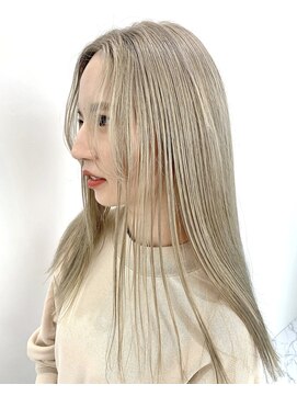 ディーン 岡崎店(DEAN) 【ケアブリーチ使用でダメージレスに叶う♪】ホワイトベージュ！