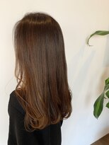 ザ ラボ アングゥ(The Labo ungu) 艶髪大人ロングスタイル