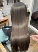 乾かしただけで綺麗にまとまるさら艶縮毛矯正/髪質改善