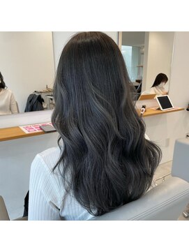 プリュム(Plume) カットカラートリートメント