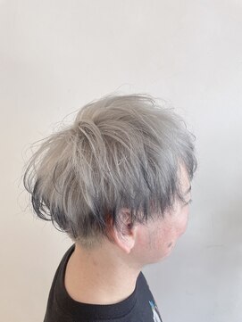 キャンディーエッグ(Candy egg) 原口☆メンズマッシュ♪毛先黒のホワイトカラー☆福岡久留米