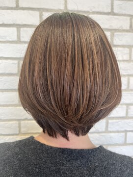 アッシュ 十日市場店(Ash) 大人の白髪ぼかしハイライト