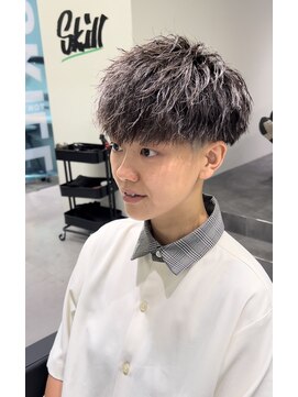 スキル 渋谷(SKILL) フェードカット/バリアート/刈り上げ/メンズショート/短髪