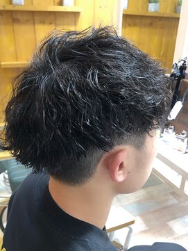 デイズ(DAYS) 高め/刈り上げ/一周/ツーブロック/波巻き/メンズパーマ