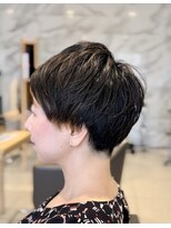 キャリ(CALI)&nbsp;大人女性の刈り上げハンサムショート・田町・三田・美容室・平林