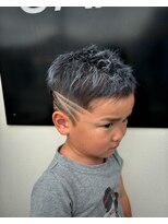 カットスタジオ フタバ(FUTABA)&nbsp;★ライジングバリアート★