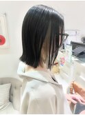 インナーカラーシアベージュ/切りっぱなしボブ/インナー/暗髪