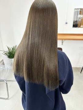 オー(OOO) オリーブベージュ◯