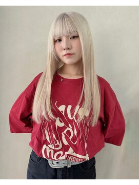 ティントバイアロブリーチ 大阪梅田(tint by alo bleach) 【TOMOKI】ホワイトブロンド《大阪梅田駅》