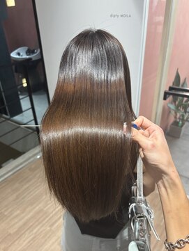 ディプティモイラ(dipty MOILA) 街で振り返られる圧倒的な艶髪