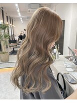 ダイアモンドリリーキートス(Diamond Lily kiitos)&nbsp;ミディアムヘア/暗めカラー/グランマッシュ/一宮/レイヤー