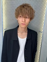 スリーバイベルベット(THREE...by velvet)&nbsp;マッシュ/メンズカット/眉カット/ナチュラルパーマ【博多】