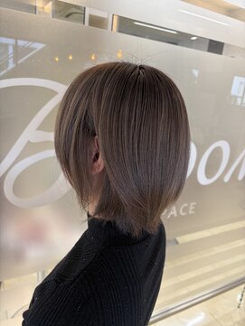 ヘアースペースブルーム ヒーロー 園田店(HAIR SPACE BLOOM hero) 【園田/ミルクティーグレー】ブリーチ1回