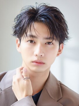 オーシャントーキョー サニー 原宿(OCEAN TOKYO Sunny) フェザーパーマセンターパートニュアンスパーマラウンドマッシュ