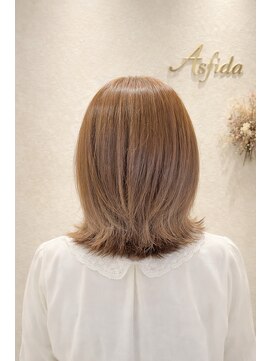 アスフィーダ(A'sfida) レイヤーカット/ウェットヘア/オリーブベージュ