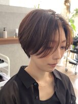 ショート ヘアー デザイン(short hair design) 大人の魅力が引き立つ「ハンサムショート」で垢抜けヘアに!