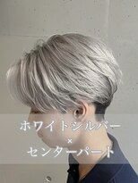ヴォア(VOA)&nbsp;ホワイトシルバー×センターパート