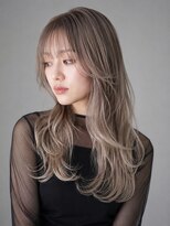 トリニティ(trinity) 韓国風レイヤーカット・シースルーバング・グレージュカラー