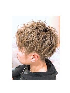 美容室さかもと 本店 ツイスト刈り上げ