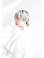 タンタントザクワフュール(Ten Tante the coiffure)&nbsp;ショート×ホワイトカラー