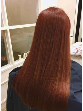 ヌイ サンノミヤ(nui sannomiya) ロング×艶ピンクオレンジ