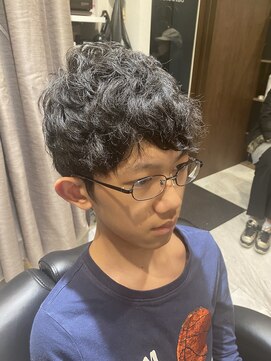 バーバーカズ(barberKAZU) 癖毛×アイロンパーマ×フォワード
