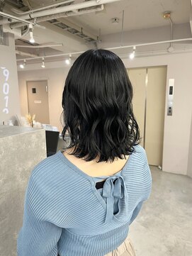 レアル 天王寺 阿倍野(REAL) 褪色も綺麗なブルーブラックカラー