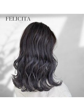 フェリシータ ミューズ(FELICITA musse) 【FELICITA】ふるゆわ韓国人風×アッシュグレー