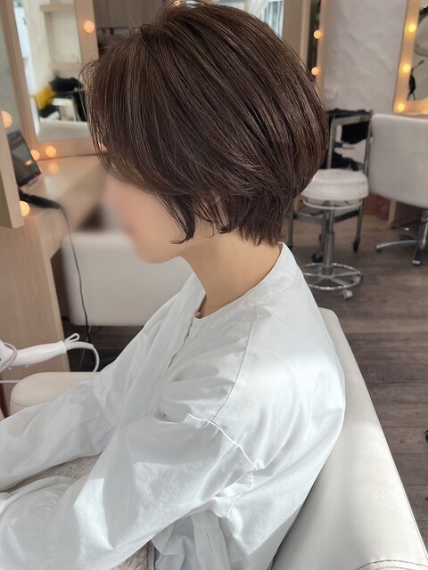 シアーベージュ×くびれshort  bob