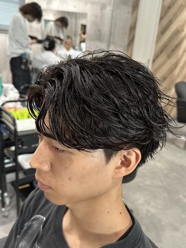 ビカムメンズヘアー 栄店(become men's hair) フェザーパーマ/センターパート/名古屋/栄/メンズカット