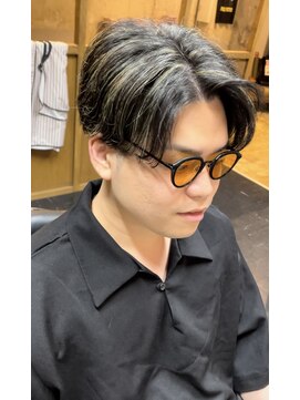 フジタバーバー(FUJITA BARBER) センターパート/ツーブロック刈り上げ5mm