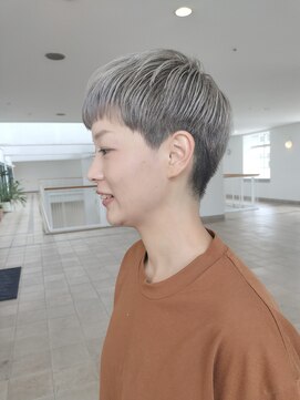 ビュートリアム 神戸(BEAUTRIUM) 丸みベリーショート/ショートカット/ショート/20代/30代/40代