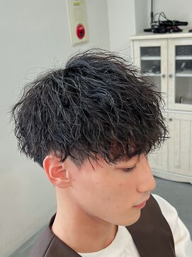 バース バイ ハピネス(BIRTH by happiness) ツイストスパイラルパーマツイストパーマメンズマッシュパーマ