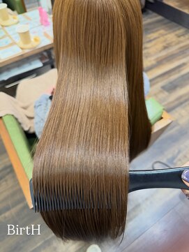 バース(BirtH) ナチュラルベージュカラー