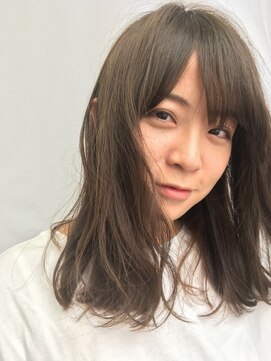 チェルシー 表参道 学生限定　「MAX大きめ」な頬から下パーマ