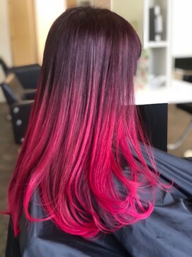 アリア トータルビューティー(Aria total beauty) マニパニで作るグラデーション