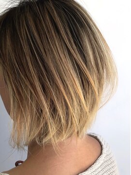 ジーニーズフォーシーズン (jenies4season) マニッシュショートバレ、エアタッチ、グラデーションカラー