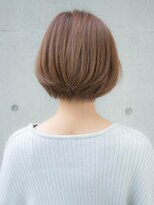 襟足スッキリショートボブ