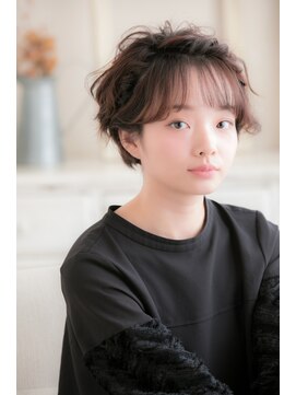 リトル 所沢(little) こなれ感を高めるお呼ばれ大人ショート