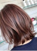大人可愛いふんわりひし形ミディアム 外ハネ ピンクブラウン