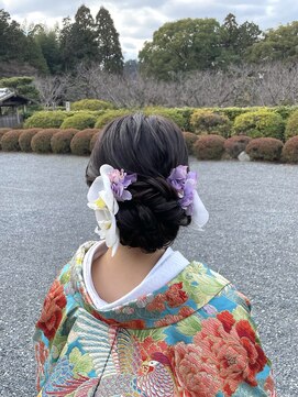 モカラ バイ レーコ(mokara by REKO) ふんわりシニヨン