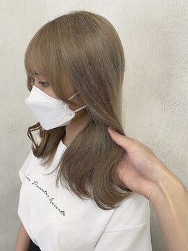 エレン 新百合ヶ丘店(ELEN) ブリーチして明るめのミルクティーベージュ